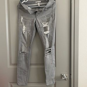 Gently used skinny jeans by refuge Size 2